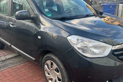 Dacia Lodgy 115.000 km 1.900 &euro; zwickau 08064