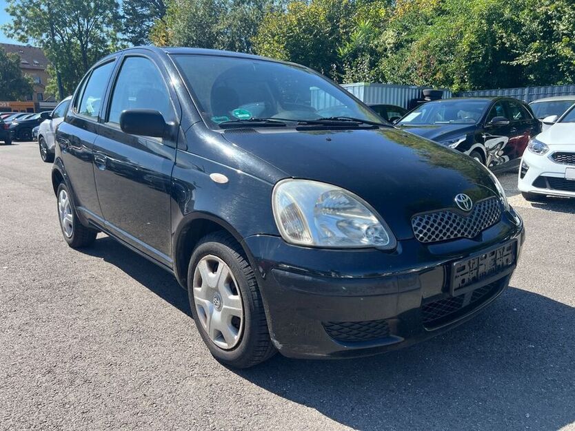 Yaris