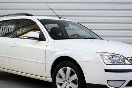 Ford Mondeo 35.200 km 11.990 &euro; Forst 76694