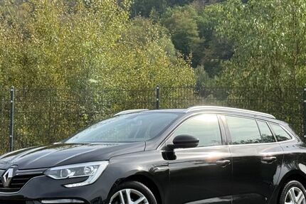Renault Megane 90.000 km 9.990 &euro; Dillenburg 35687