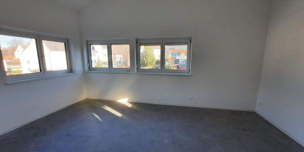 Etagenwohnung Engen Neuhausen - 2 Zimmer, 58 m&sup2;, 780&euro; | Angebot:25409909