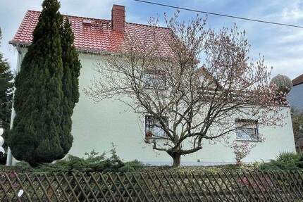 Haus Freital Weißig - 8 Zimmer, 200 m&sup2;, 289.000&euro; | Angebot:25749416