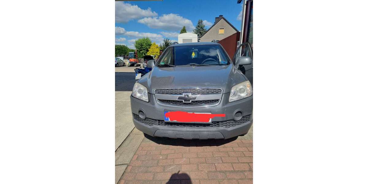 Chevrolet Captiva 211.000 km 999 € Castrop-Rauxel 44579