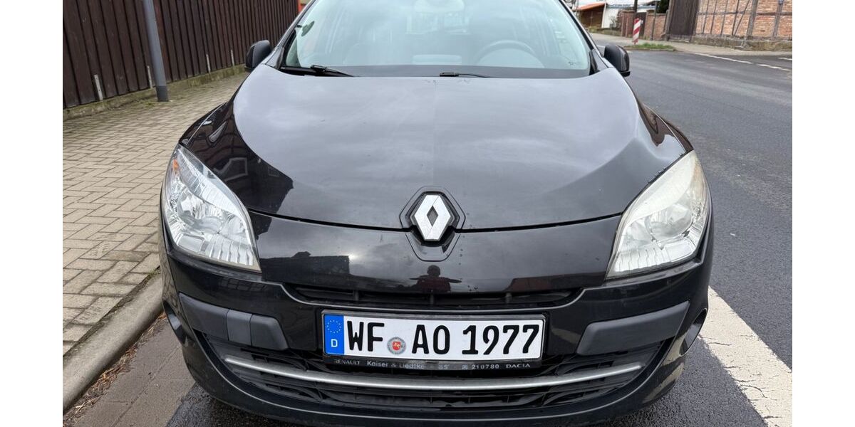 Renault Megane 97.000 km 4.950 &euro; Wolfenbüttel (Halchter) 38304