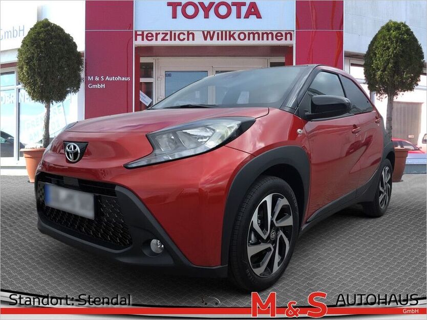 Aygo (X)