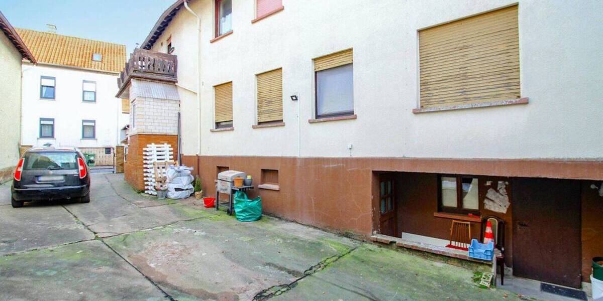 Mehrfamilienhaus, Wohnhaus Lich Bettenhausen - 6 Zimmer, 151 m&sup2;, 195.000&euro; | Angebot:26029083