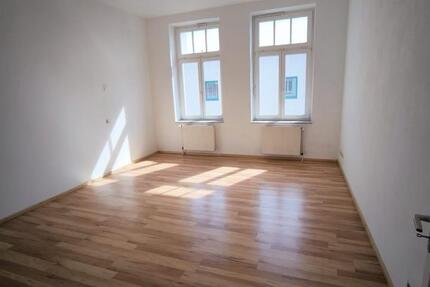 1a Wohnung Apartment mit EBK in Schweriner Mecklenburgstraße