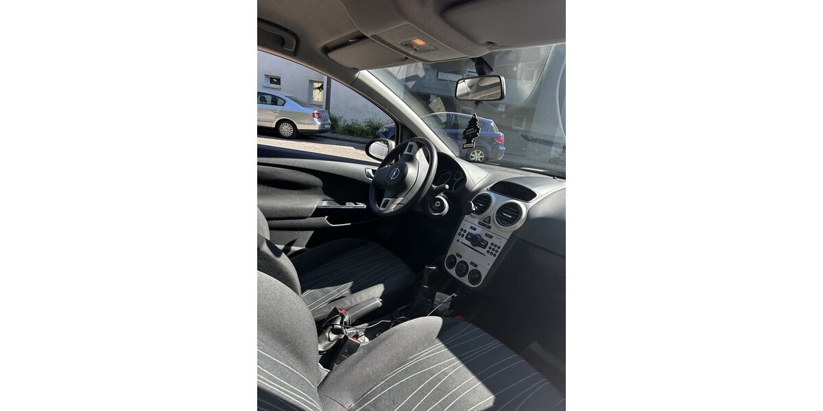 Opel Corsa 75.000 km 1.850 € Nürnberg 90403