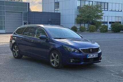Peugeot 308 150.000 km 10.490 &euro; Nürnberg 90431