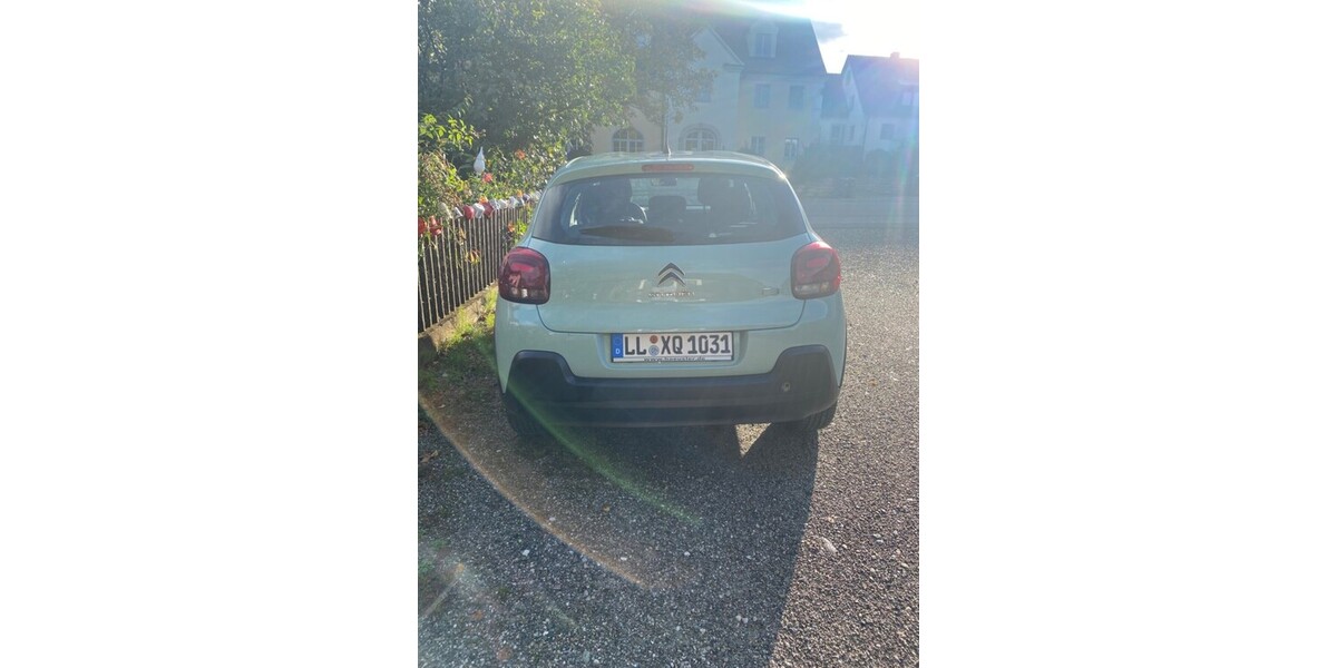Citroen C3 45.200 km 10.400 € Moorenweis 82272