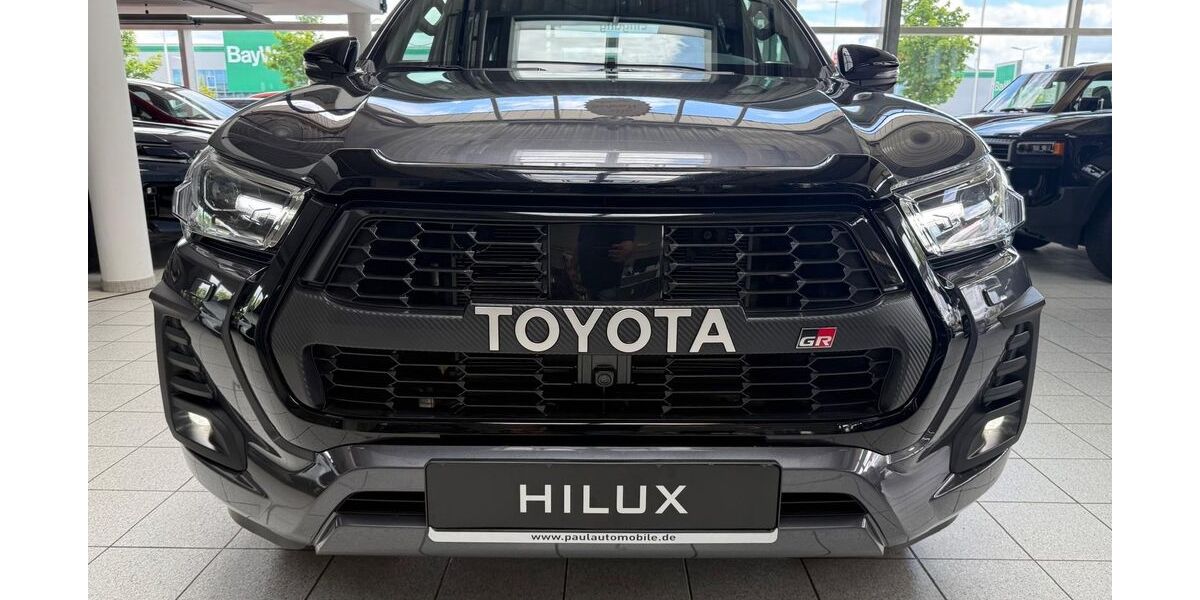 Toyota Hilux 9.422 km 55.895 &euro; Poing bei München 85586
