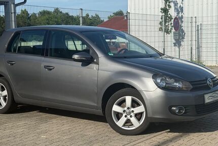 VW Golf 131.000 km 4.999 &euro; Riedstadt-Goddelau 64560