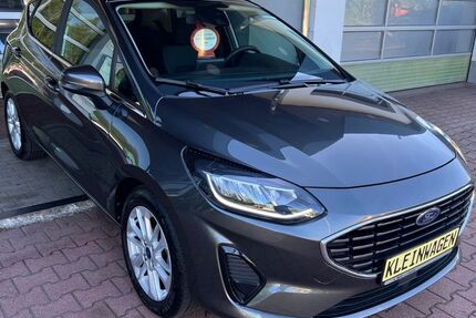 Ford Fiesta 9.405 km 16.790 &euro; Aue 08280