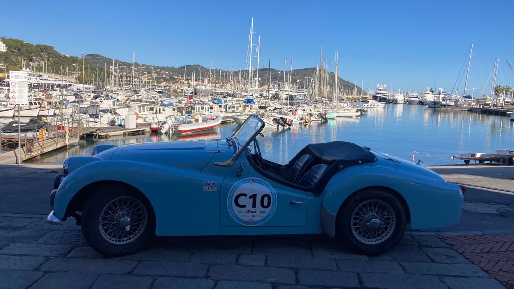 Triumph TR3 81.200 km 25.900 &euro; Bad Feilnbach 83075