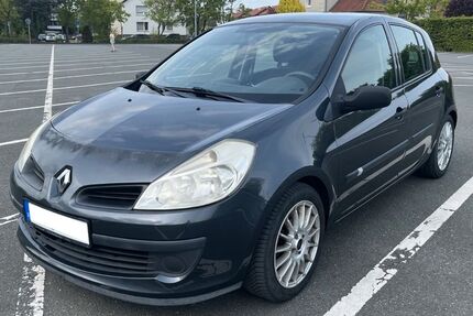 Renault Clio 114.000 km 1.900 &euro; Oelde 59302