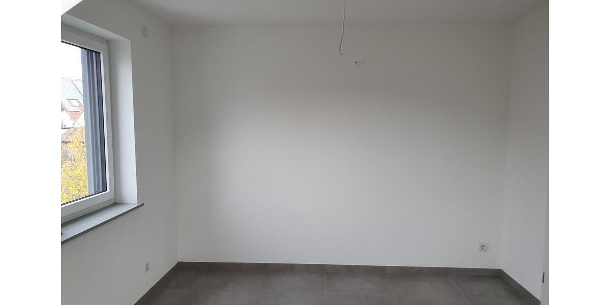 Moderne Dachgeschosswohnung mit sonniger Dachterrasse 2 zimmer