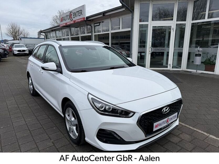 i30