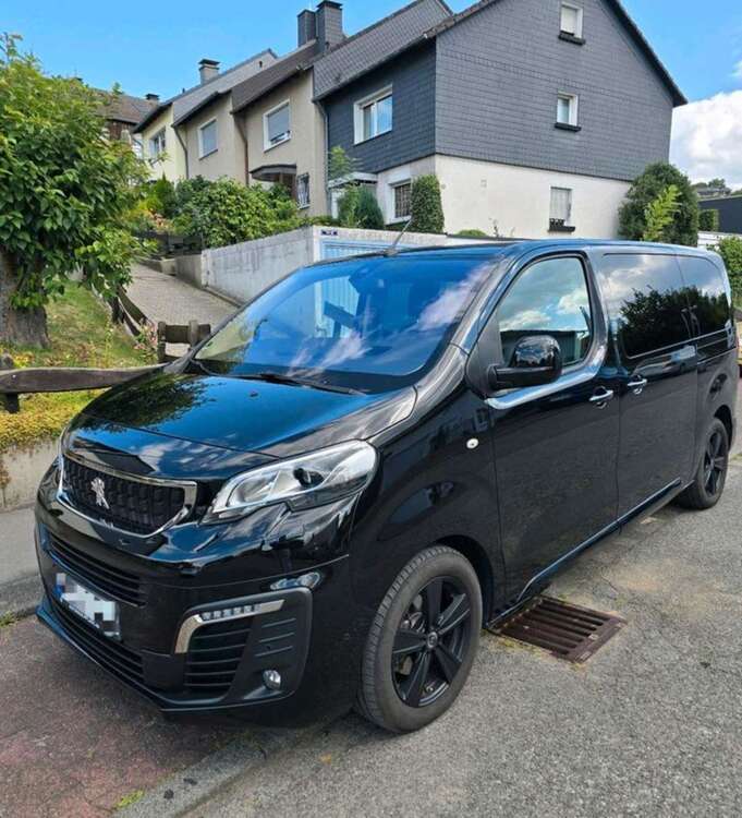 Peugeot Traveller 81.000 km 29.000 € Arnsberg 59821
