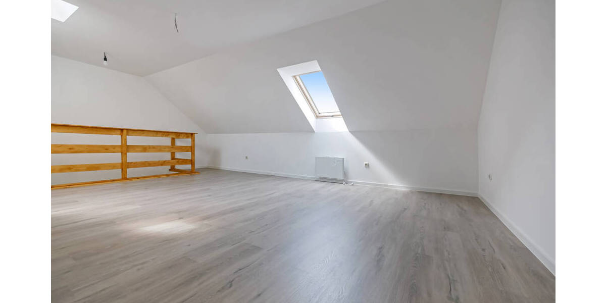 Reihenmittelhaus Stolpen - 5 Zimmer, 83 m&sup2;, 1.100&euro; | Angebot:26656826