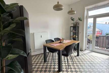 Wohnung Cuxhaven - 3 Zimmer, 88 m&sup2;, 850&euro; | Angebot:27341334