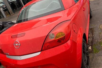 Opel Tigra 104.000 km 1.500 &euro; Köln 50765