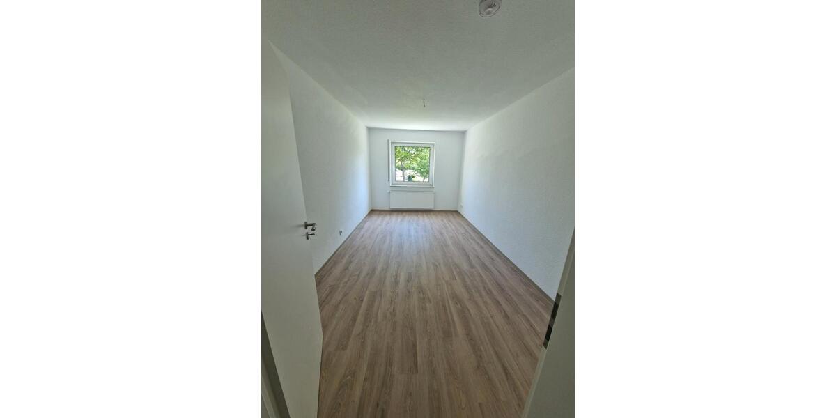 Etagenwohnung Dillenburg Manderbach - 4 Zimmer, 100 m&sup2;, 900&euro; | Angebot:26296788