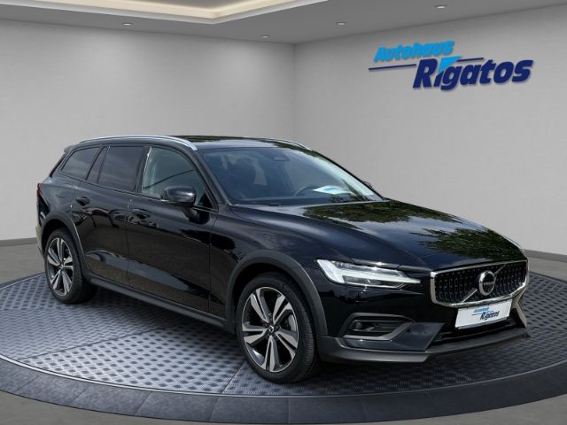 Volvo V60 Cross Country 40.137 km 42.950 &euro; Bad Grönenbach 87730