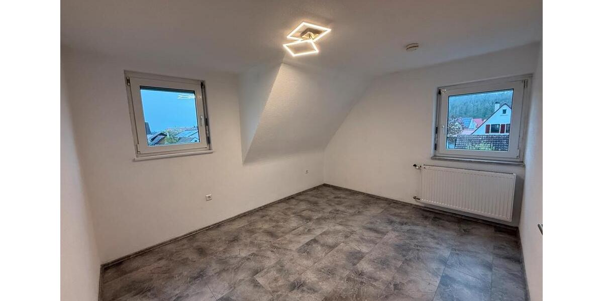 Etagenwohnung Vaihingen an der Enz - 3 Zimmer, 60 m&sup2;, 1.200&euro; | Angebot:26186658