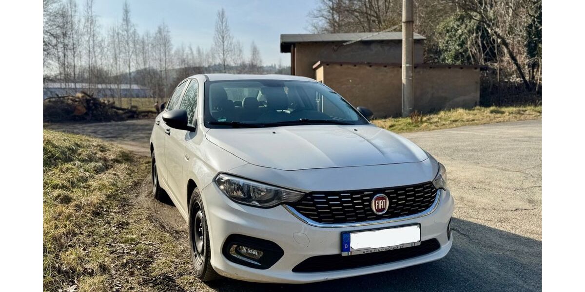 Fiat Tipo 72.047 km 7.200 &euro; Greiz 07973
