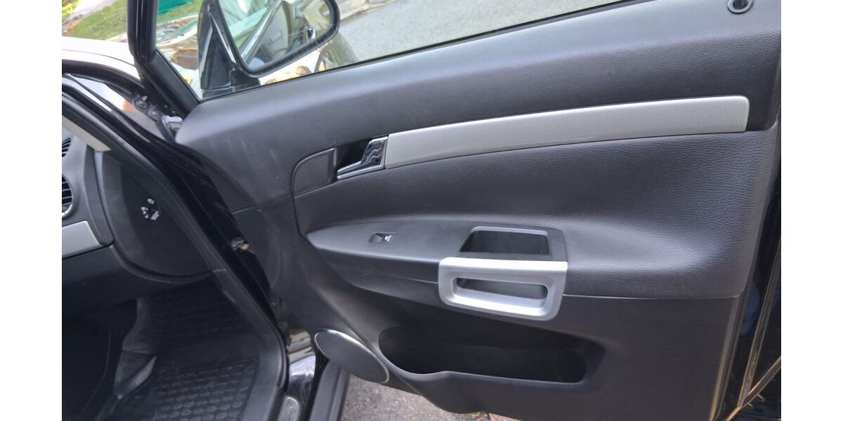 Opel Antara 190.000 km 5.800 &euro; Leonberg 71229