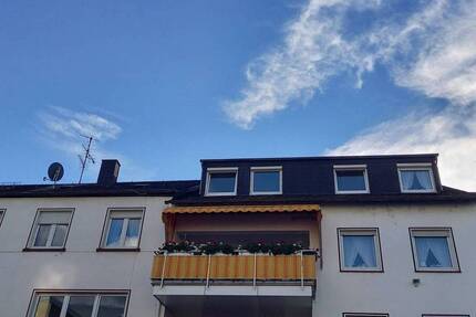 Gemütlich & Zentral Wohnen in der Schillerstraße 3 zimmer