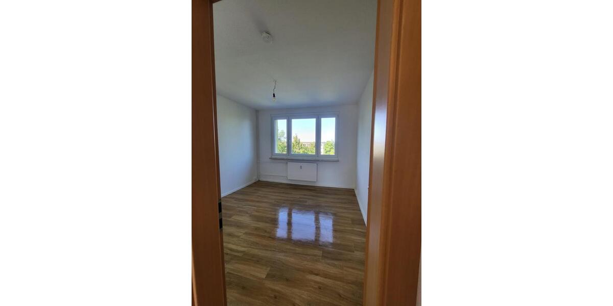 Etagenwohnung Querfurt - 3 Zimmer, 59 m&sup2;, 395&euro; | Angebot:22413462