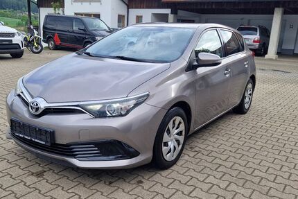 Toyota Auris 43.561 km 11.900 &euro; Haibach 94353