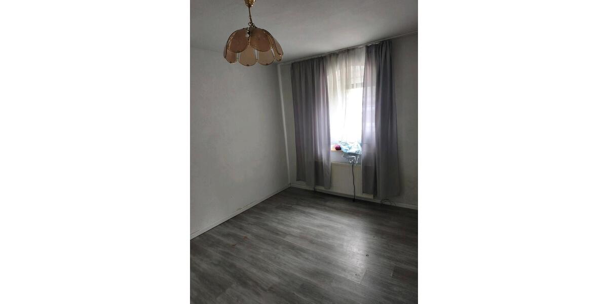 Einfamilienhaus Röderland - 4 Zimmer, 125 m&sup2;, 50.000&euro; | Angebot:27076753