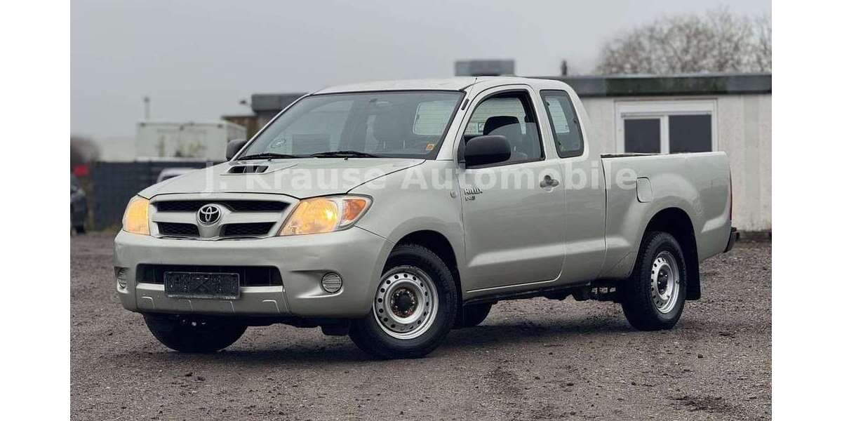 Toyota Hilux 230.372 km 7.999 &euro; Hammah 21714