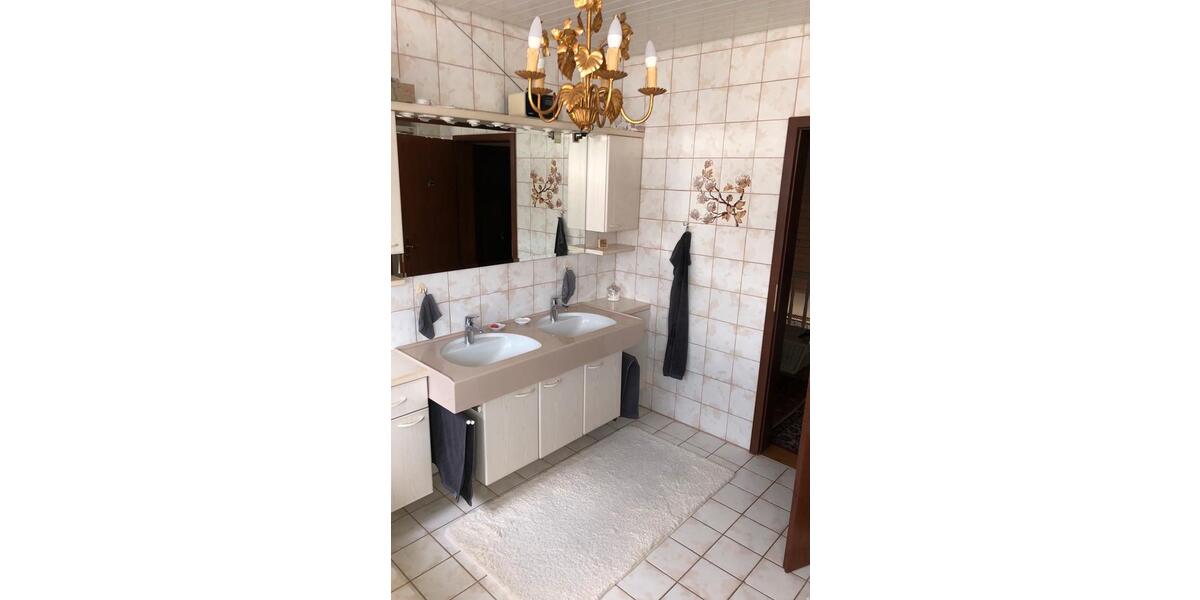 Maisonettenwohnung Rottenburg am Neckar - 4.5 Zimmer, 160 m&sup2;, 555.000&euro; | Angebot:26831945