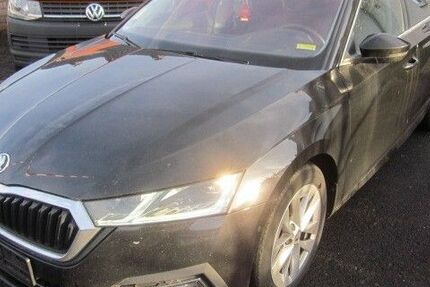 Skoda Octavia 256.500 km 11.990 &euro; Petersberg 36100