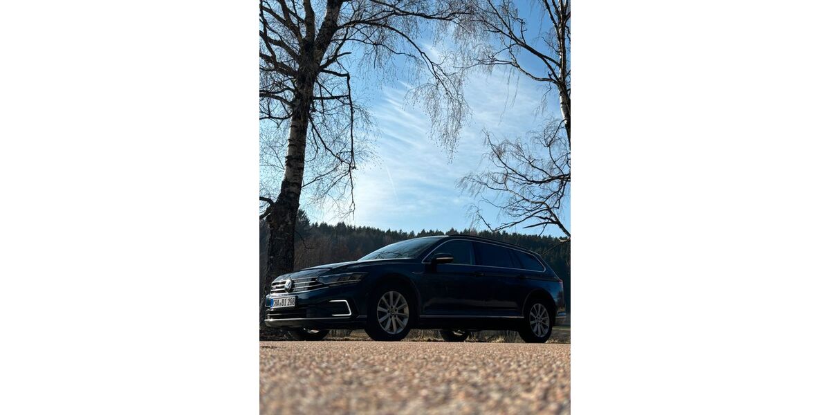 VW Passat Variant 62.000 km 22.500 &euro; Tiefenbach 93464