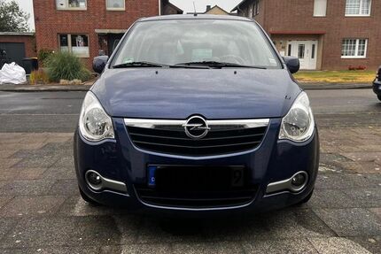 Opel Agila 70.900 km 4.600 &euro; Bergheim 50126