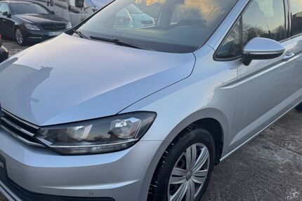 VW Touran 222.000 km 7.950 &euro; Sindelfingen/Stuttgart 71069