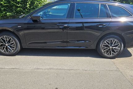 Skoda Octavia 95.500 km 21.000 &euro; Hochheim 65239