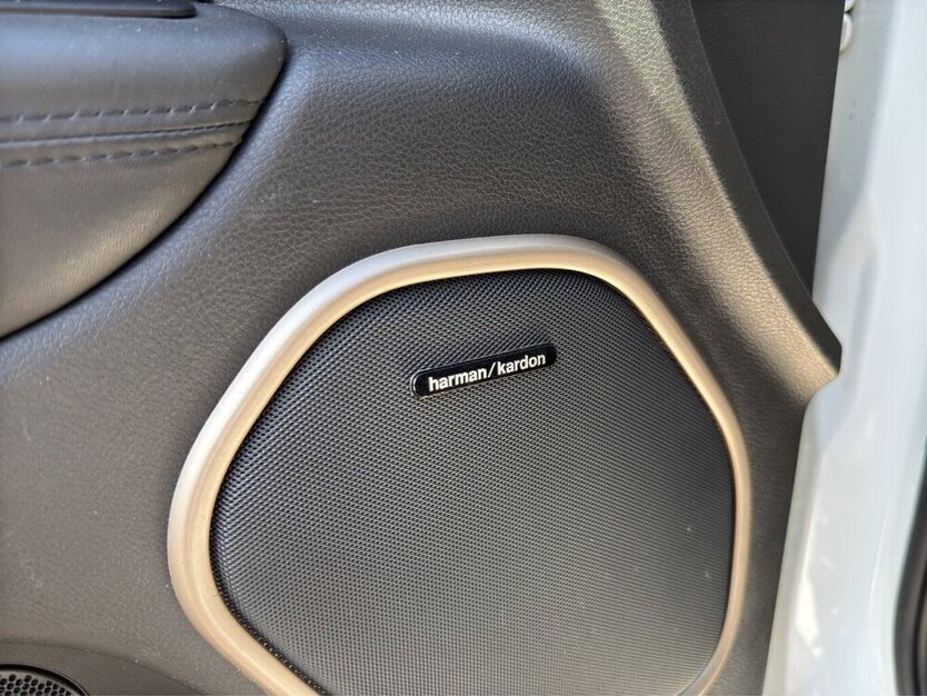 Jeep Grand Cherokee Summit H&K Pano ACC Motorproblem 158.176 km 9.900 € Wuppertal 42327