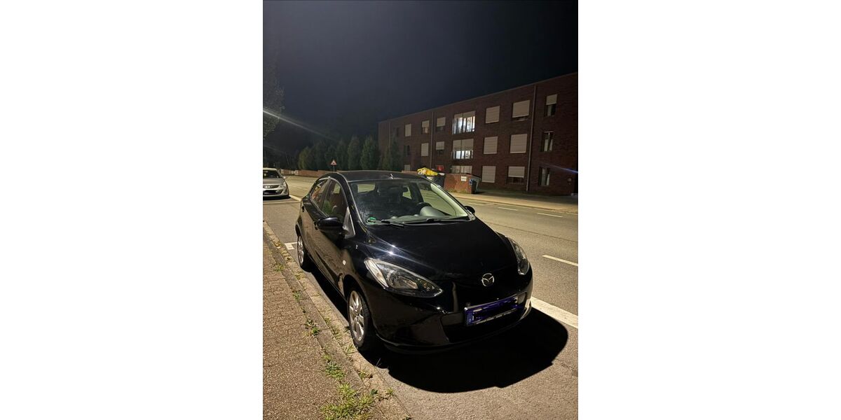 Mazda 2 132.000 km 3.750 &euro; Dülmen 48249