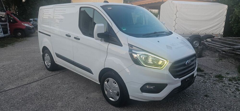 Transit Custom