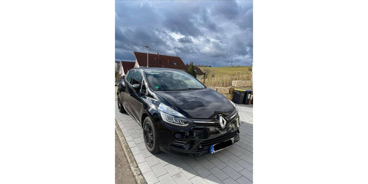 Renault Clio 155.000 km 6.800 &euro; Auenwald 71549