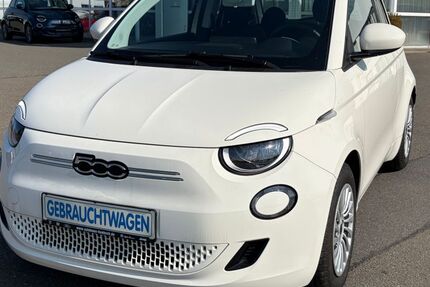 Fiat 500 14.761 km 22.900 &euro; Chemnitz 09130
