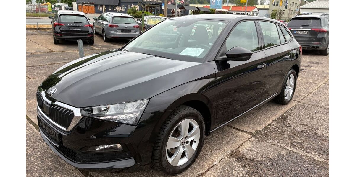 Skoda Scala 27.000 km 17.990 &euro; Bad Blankenburg 07422
