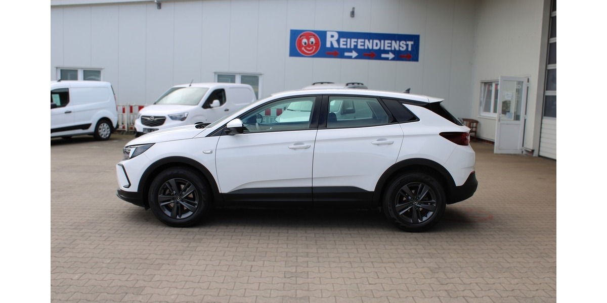 Opel Grandland EDITION 1.HAND BLIS/SPUR/ACC/PDC/KLIMA 99.985 km 16.490 &euro; Hatten 26209