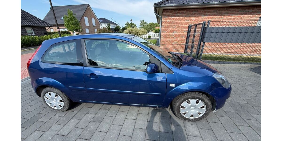 Ford Fiesta 59.000 km 3.499 &euro; Essel 29690
