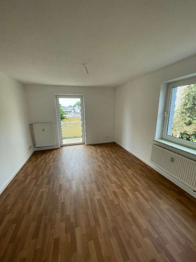 Wohnung zum Mieten in Neutraubling 628,06 € 73.03 m²